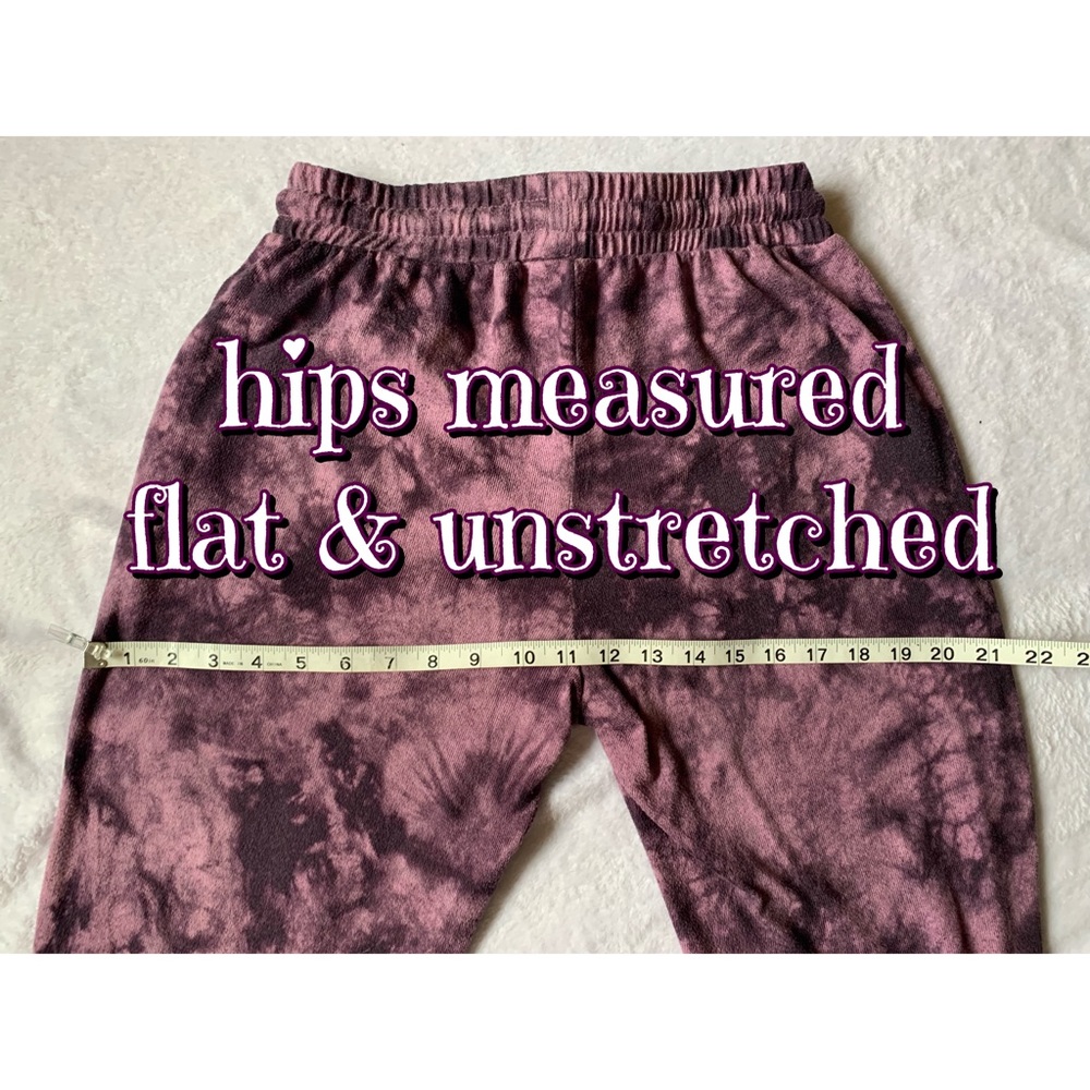 Cropped Top & Joggers Matching Set | Size Small | Shades of Purple 💜🖤 - Picture 10 of 15